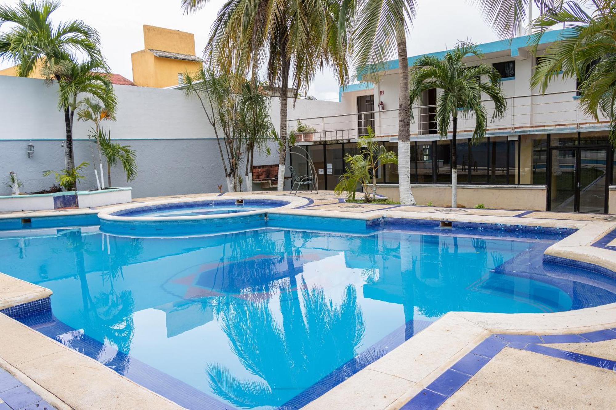 OYO Hotel Marías Chetumal Exterior foto